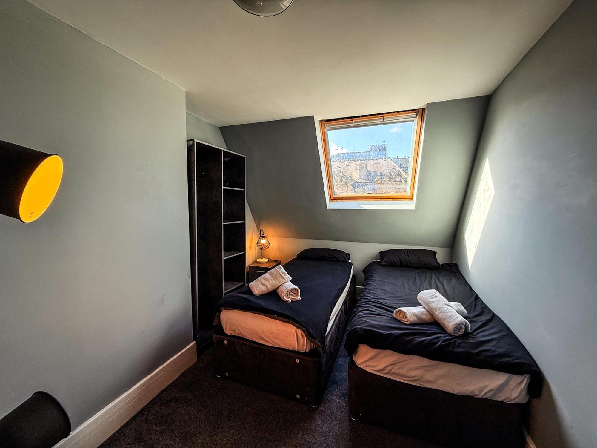 2 Bedroom Apartment In The Heart Of Newcastle - Spacious - Sleeps 7 المظهر الخارجي الصورة